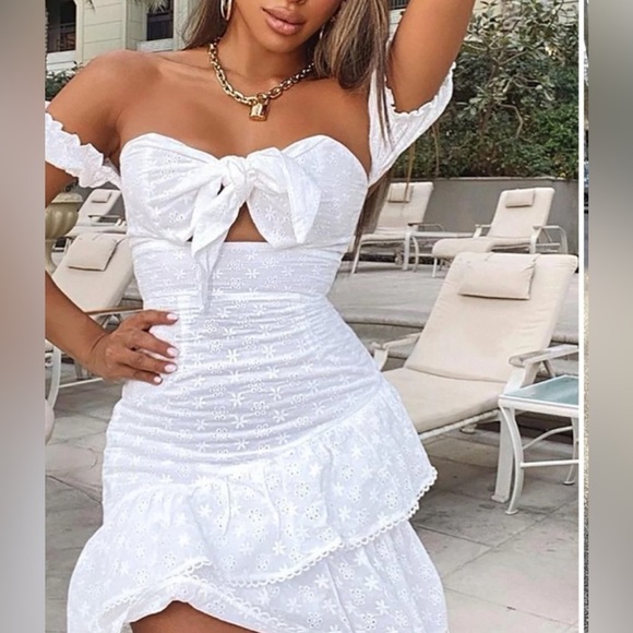NWT Fashion Nova White Eyelet Mini Dress M - Picture 1 of 5